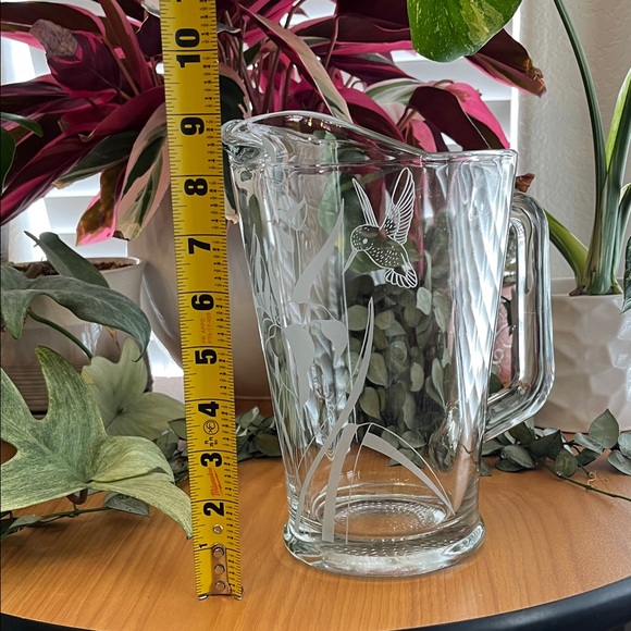 Etched Glass Pitcher Featuring Irises & Hummingbird EUC - Picture 7 of 10